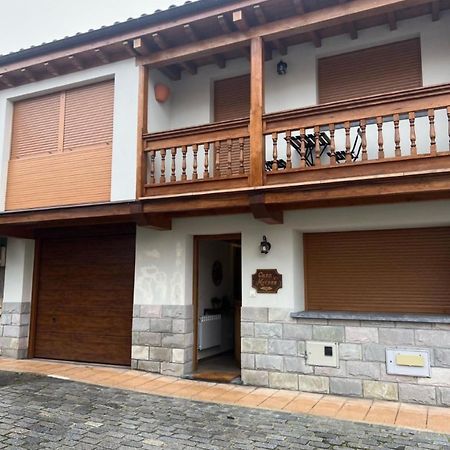 Casa Moises En Bimenes Vila Exterior foto